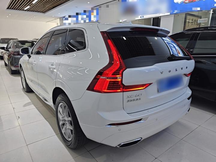 XC60 2021 T5 AWD Luxury photo 4