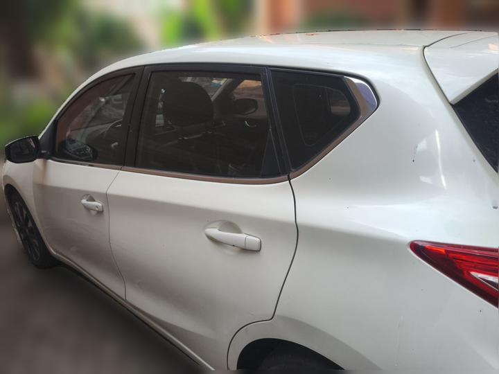 Tiida 2016 1.6L CVT Smart Premium photo 4