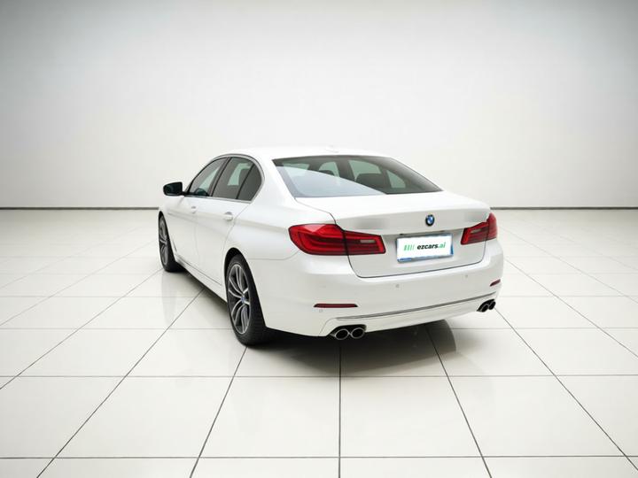 5 Series 2020 530Li Leading Luxury photo 4