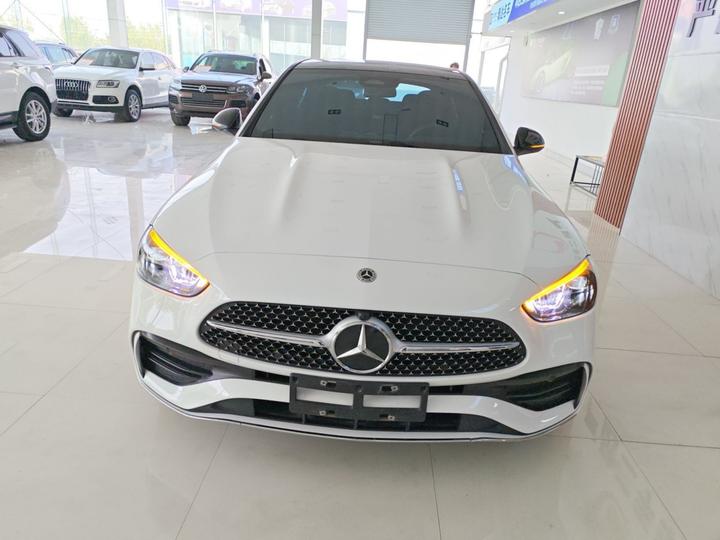 C-Class 2023 Facelift C 260 L Sport photo 2