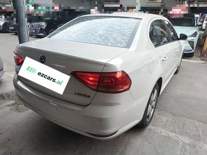 Lavida 2017 1.6L AT photo 6