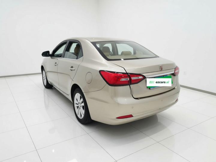 360 2018 PLUS 1.5L MT Luxury photo 4