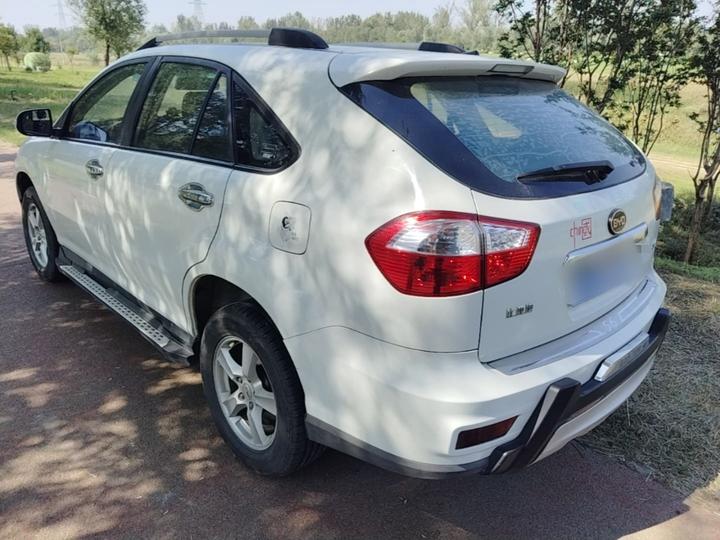 S6 2014 2.0L MT Luxury 5-Seater photo 4