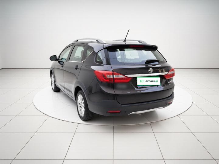 AX3 2016 1.5L MT photo 4