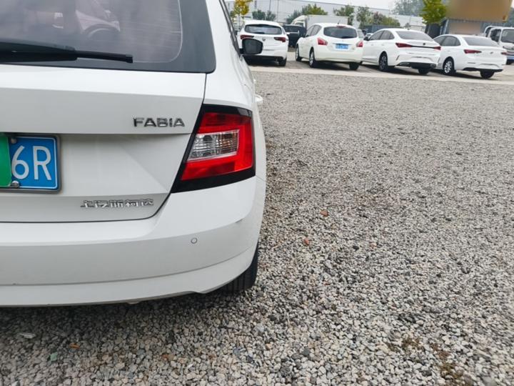 Fabia 2017 1.4L AT photo 7