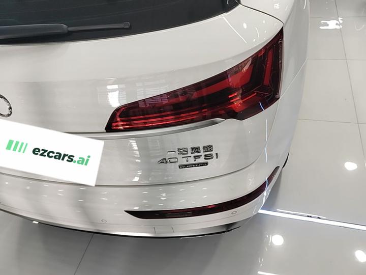 Q5L 2022 Facelift 40T Luxury Dynamic photo 7