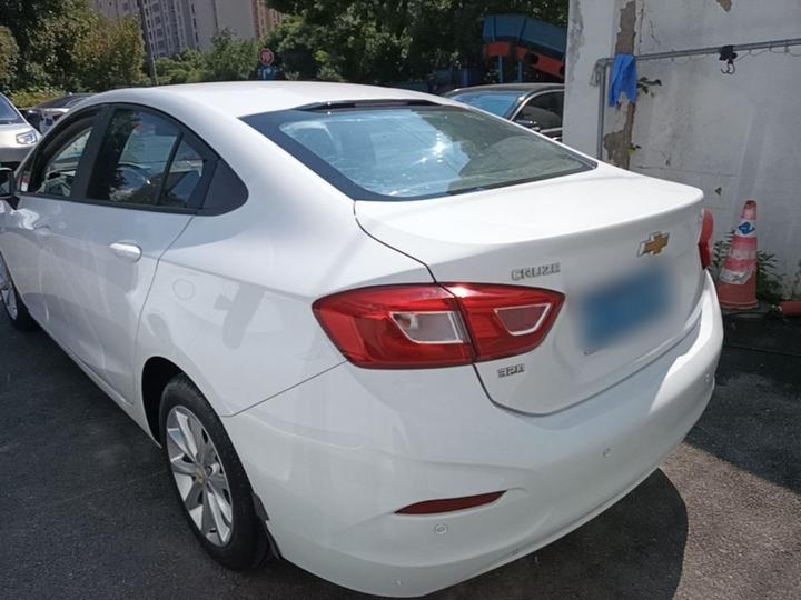 2018 320 AT photo 4