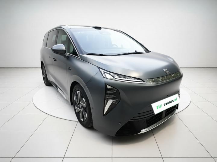2026 EV photo 3