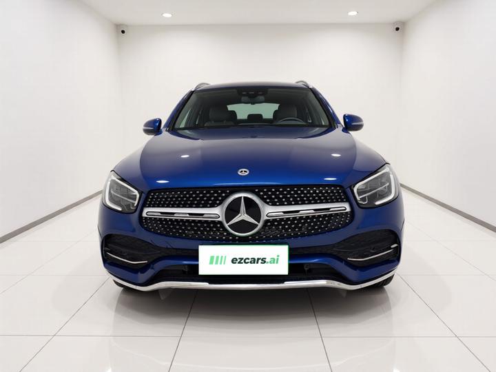 GLC 2021 GLC 260 L 4MATIC Luxury photo 2