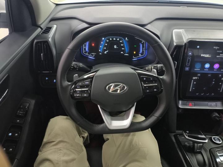 ix35 2021 240TGDi DCT RWD GLS Leading photo 6