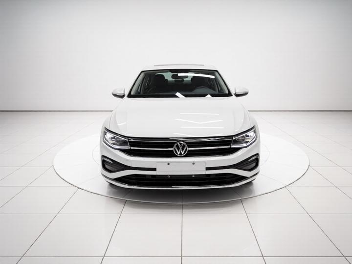 Bora 2023 200TSI DSGPRO photo 2