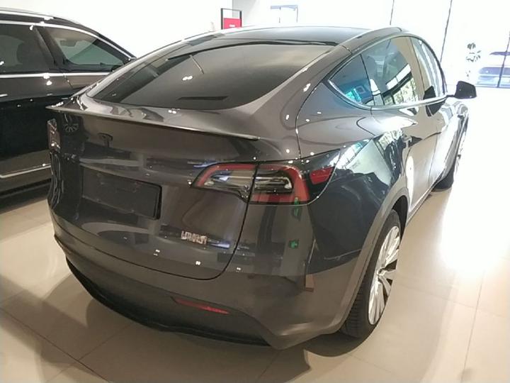 Model Y 2022 RWD photo 4