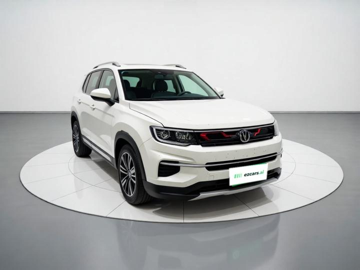 CS35PLUS 2019 1.4T DCT photo 3