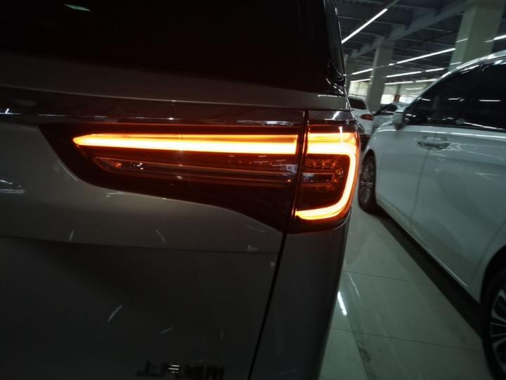 GL8 2020 ES 653T Luxury photo 7