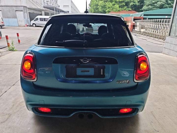 2015 2.0T COOPER S 5-Door photo 3