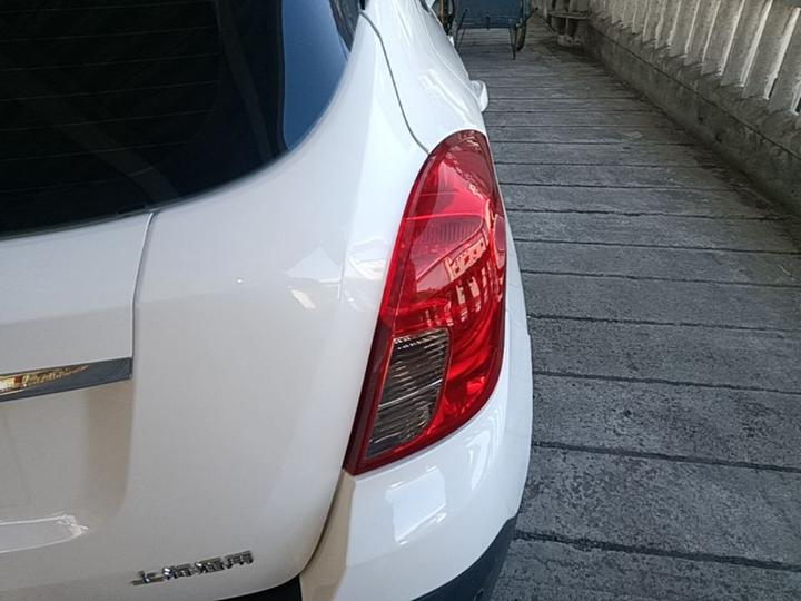 2015 1.4T AT RWD Elite photo 7
