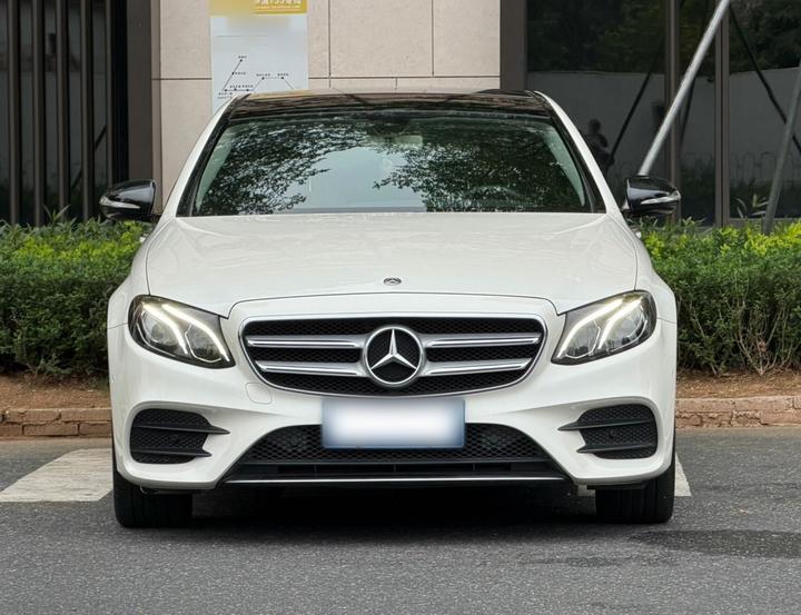E-Class 2018 E 300 L Sport Fashion photo 2