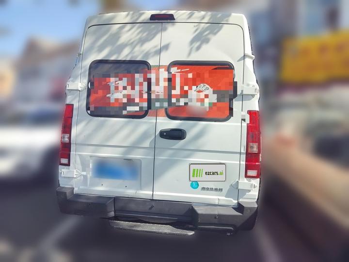 IVECO Daily 2023 2.5T A37M1 Long Wheelbase MT 5-9-Seater photo 5