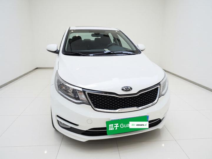 K2 2015 Sedan 1.4L MT GLS photo 2