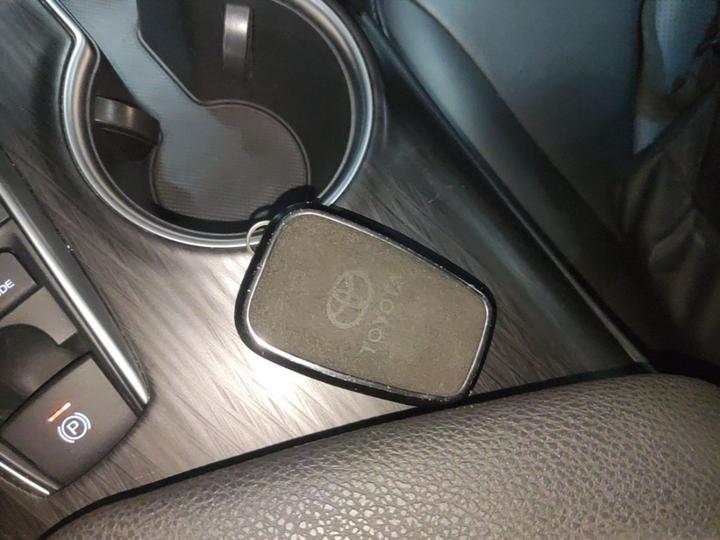 Camry 2021 Hybrid 2.5HG Luxury photo 8