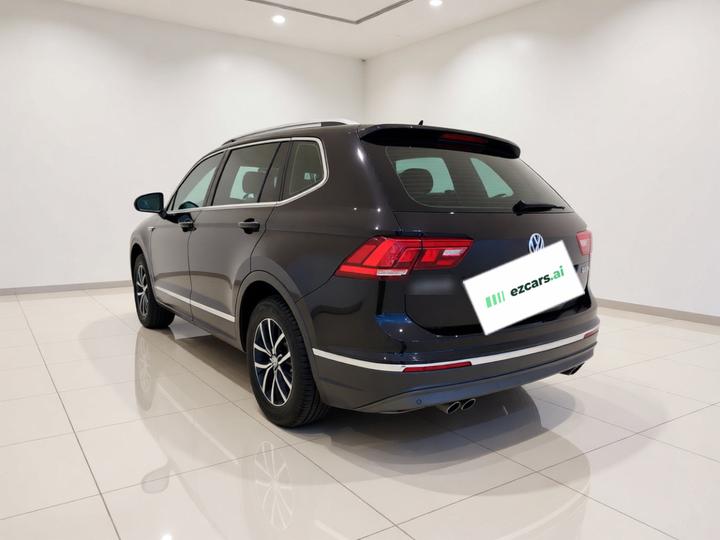 Tiguan L 2018 Facelift 330TSI AT RWD Luxury photo 4