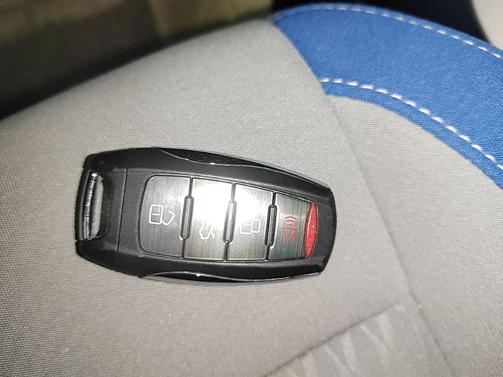 2019 301km Standard photo 8