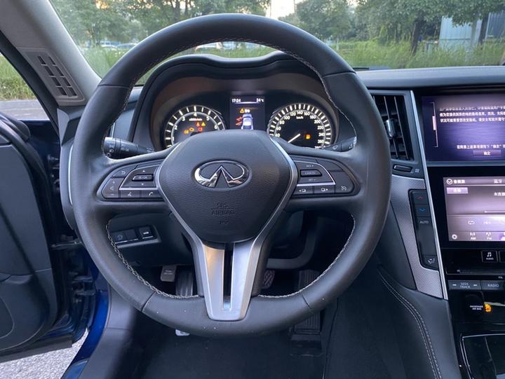 Q50L 2022 2.0T photo 3
