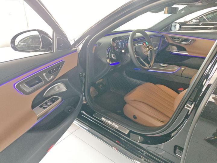 E-Class 2026 E 300 L Luxury photo 3