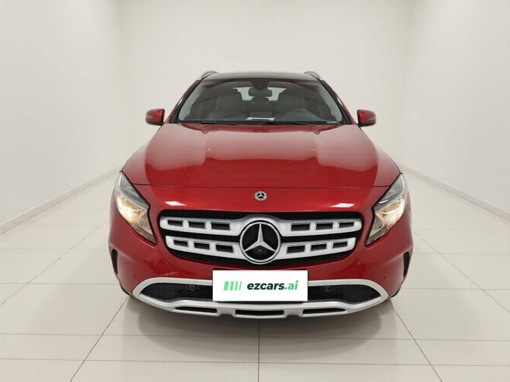 GLA 2017 GLA 200 Dynamic photo 2