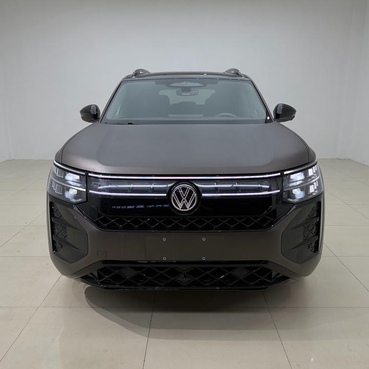 2025 Teramont Pro 450TSI AWD photo 2