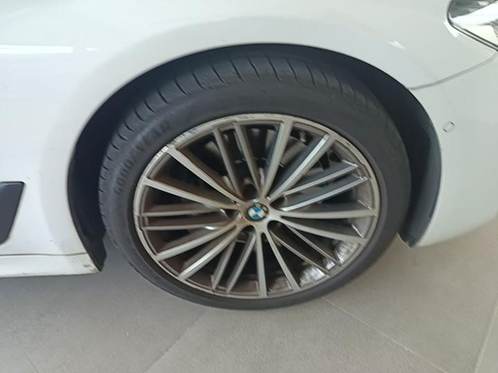 5 Series Imported 2019 Facelift 530i M Sport Package photo 8