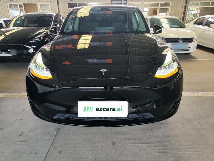 Model Y 2022 RWD photo 2