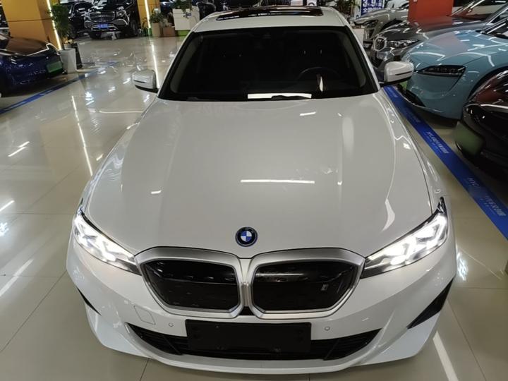 i3 2024 eDrive 35 L photo 2