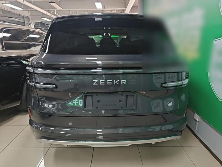 8X 2026 Ultra 70kWh photo 3