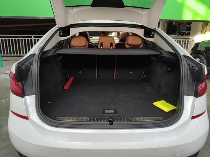 6 SeriesGT 2019 630i Luxury Design Package photo 8