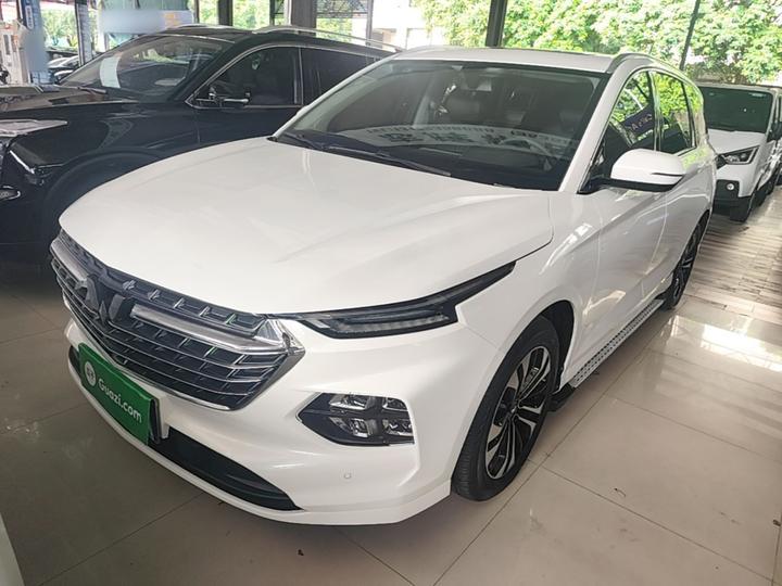 Wuling 2020 1.5T CVT Flagship