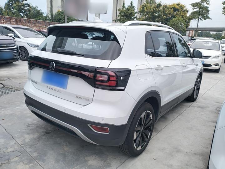 2023 200TSI DSG Connected photo 4