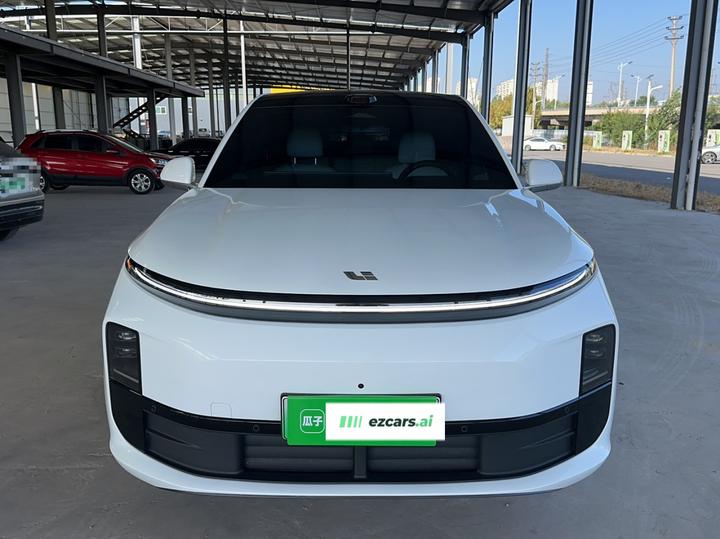 Li Auto L6 2025 Max Smart Refresh Edition photo 2