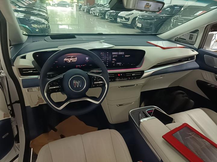 2025 2.0T 6-Seater photo 5