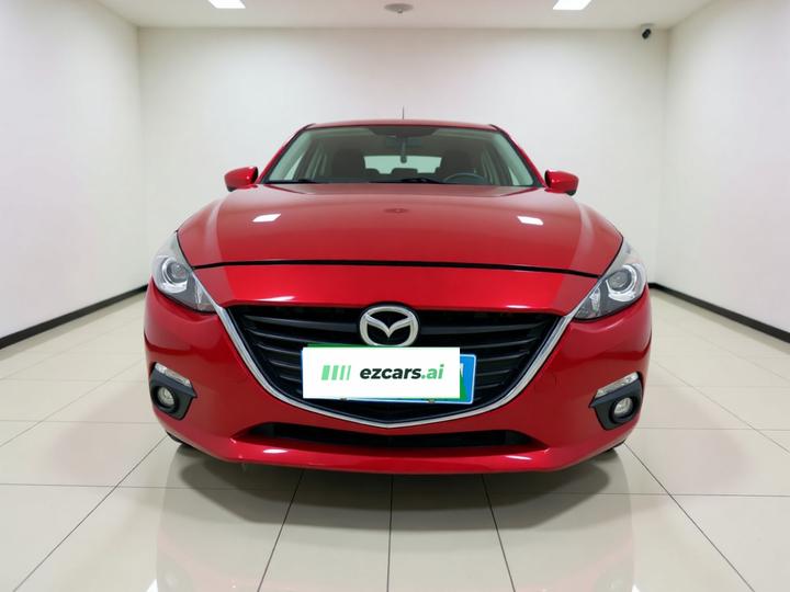 3 Axela 2016 Hatchback 1.5L AT Luxury photo 2