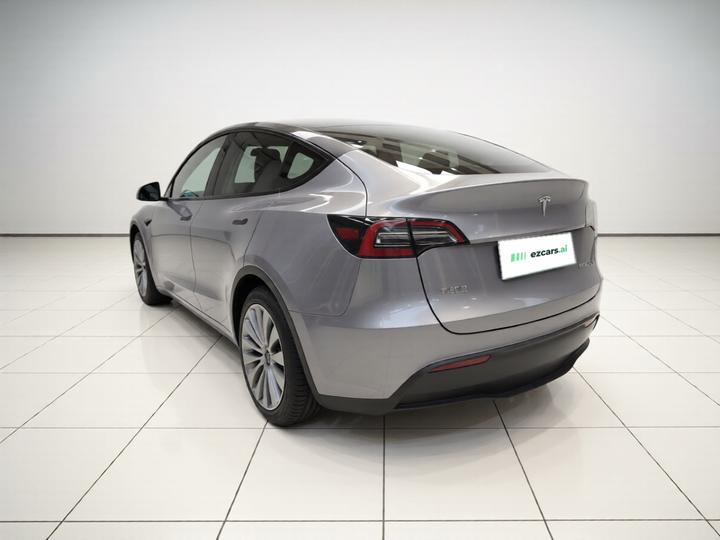 Model Y 2021 Standard Range RWD photo 4