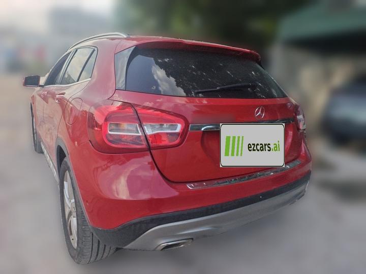 GLA 2016 GLA 200 Dynamic photo 4