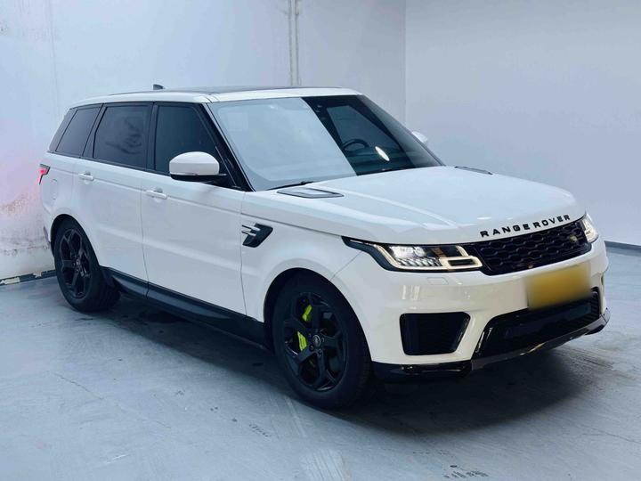 Range Rover Sport EV 2018 P400e photo 3