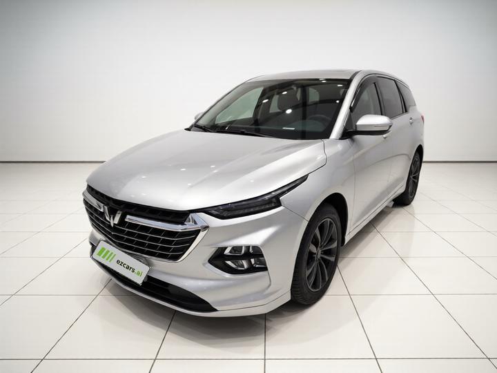 Wuling 2020 1.5T CVT Premium