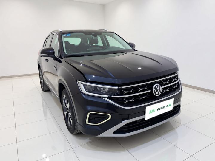 Tayron 2023 330TSI RWD Luxury Plus Advanced photo 3