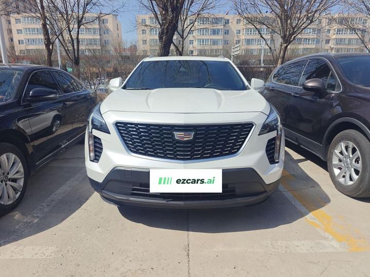 XT4 2022 28T RWD photo 2