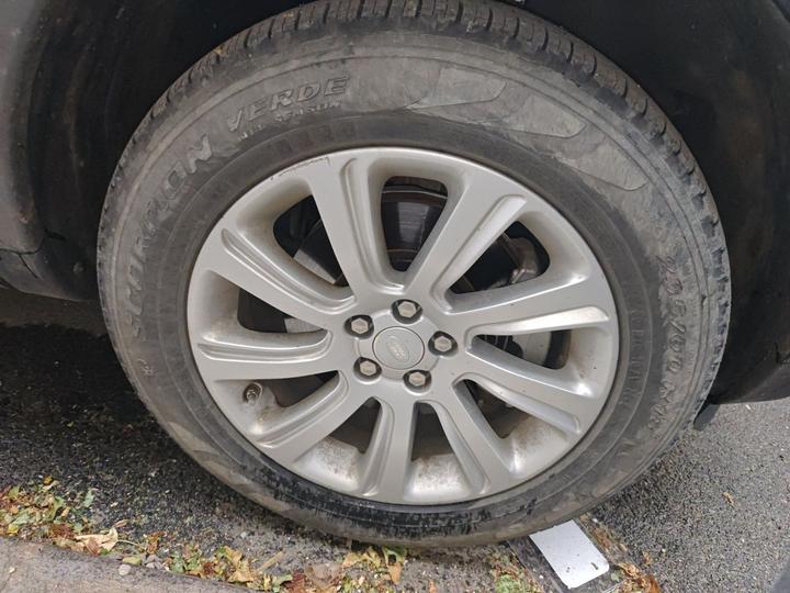 Discovery Sport 2019 240PS SE China VI photo 8