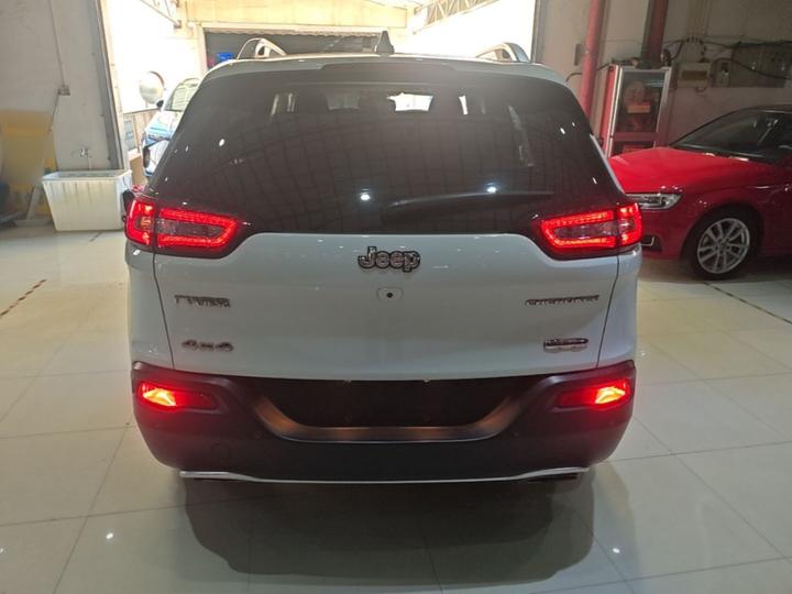 Cherokee 2016 2.4L Smart photo 5