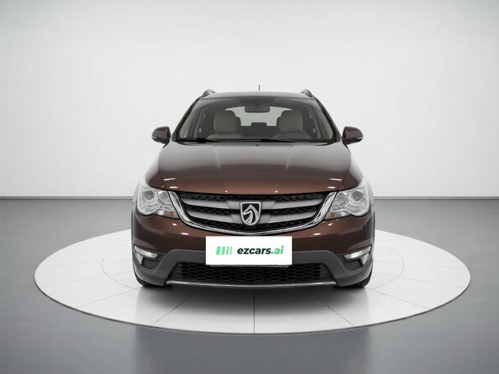 730 2014 1.5L MT Comfort 7-Seater photo 2