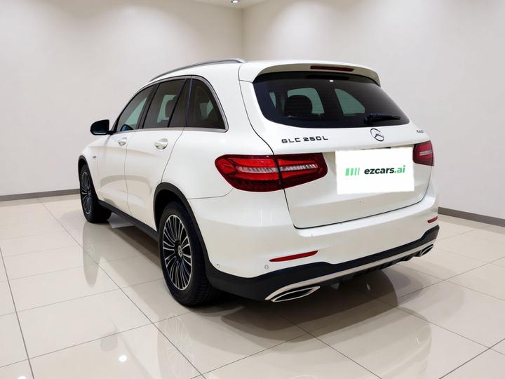 GLC 2018 GLC 260 4MATIC Dynamic photo 4